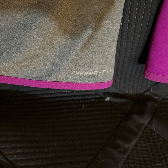 EUC CUTE WOMENS ONE OF A MOMS NIKE DRI FIT SIZE SMALL - Picture 4 of 6